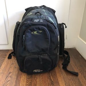 O’NEILL MULTI-POCKET BACKPACK